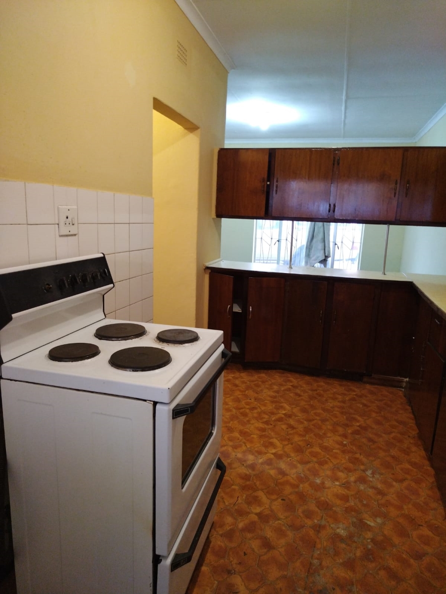 2 Bedroom Property for Sale in Rustenburg Central North West
